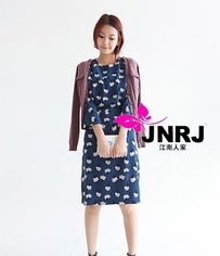 服裝批發(fā)市場全解析 從品牌折扣到外貿(mào)韓版，打造您的服裝生意版圖